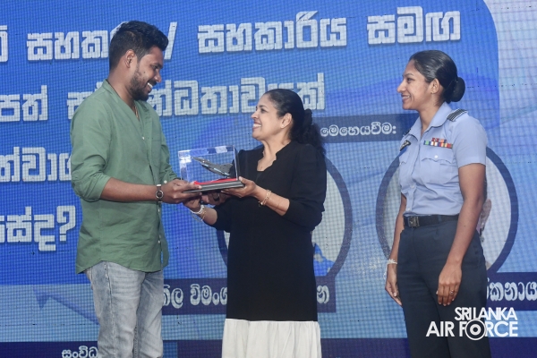SLAF
SEVA VANITHA UNIT ORGANIZES A LECTURE FOR SERVICE PERSONNEL AND THEIR
SPOUSES